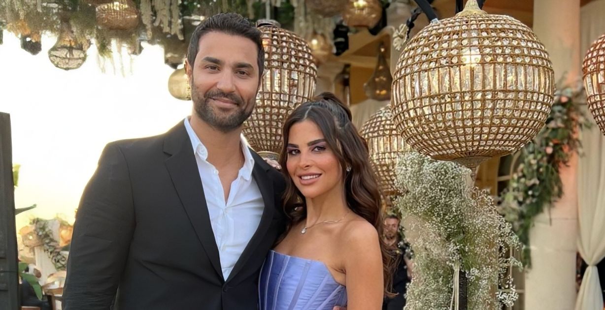 كريم فهمي يعتذر لزوجته في يوم ميلادها لهذا السبب!